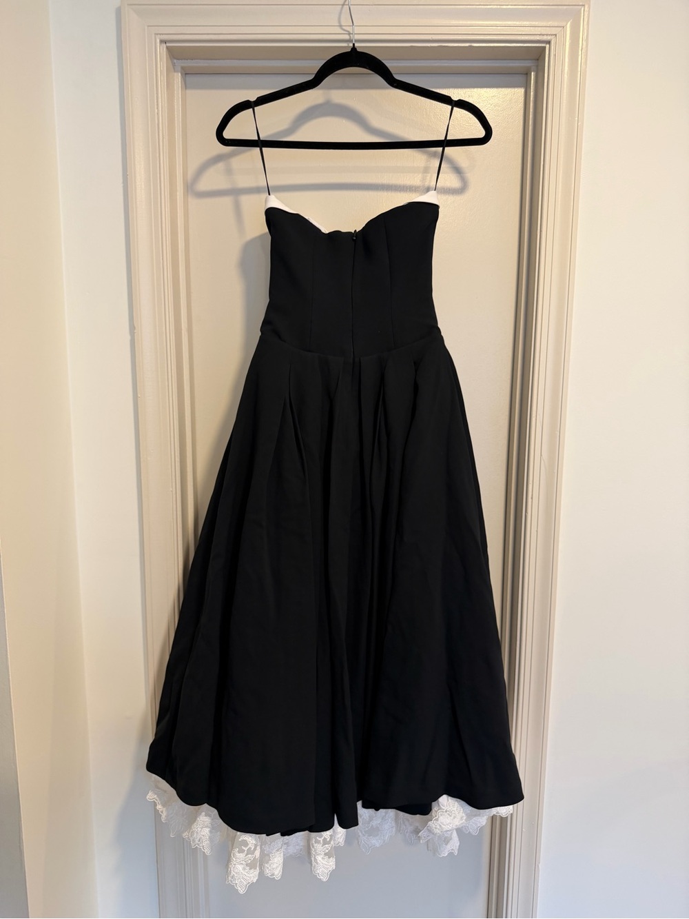 Helsa The Finale Midi Dress With Lace & Poplin in Black Size XS NEW! With tags! - Picture 11 of 12